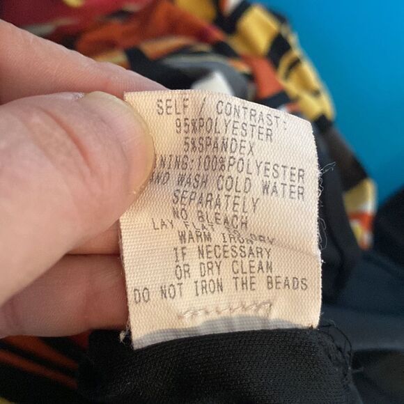 Beautiful dresses - Picture 4 of 5